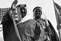 «محمدرضا پهلوی» در چادر «ملک سعود، پادشاه عربستان»؛ سال 1335