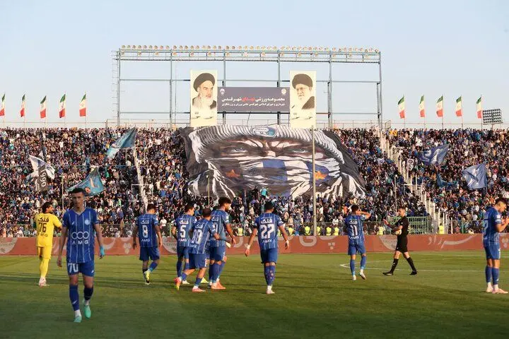 ترکیب احتمالی استقلال مقابل الوحدات