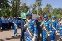 استقبال شیراز از پیکر خلبان شهید جنگنده سوخو ۲۴ عملیات پایگاه العدید