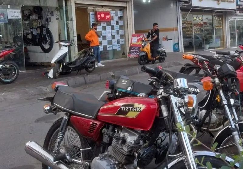 تعمیر موتورسیکلت.webp 2