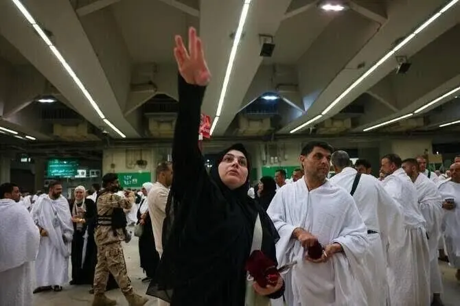 ویدئوی پربازدید از یک زن ایرانی در رمی جمرات