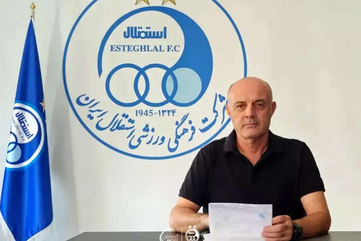 مربی خارجی استقلال تمدید کرد