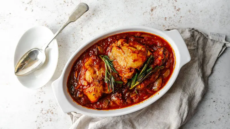 خورش مرغ و گوجه