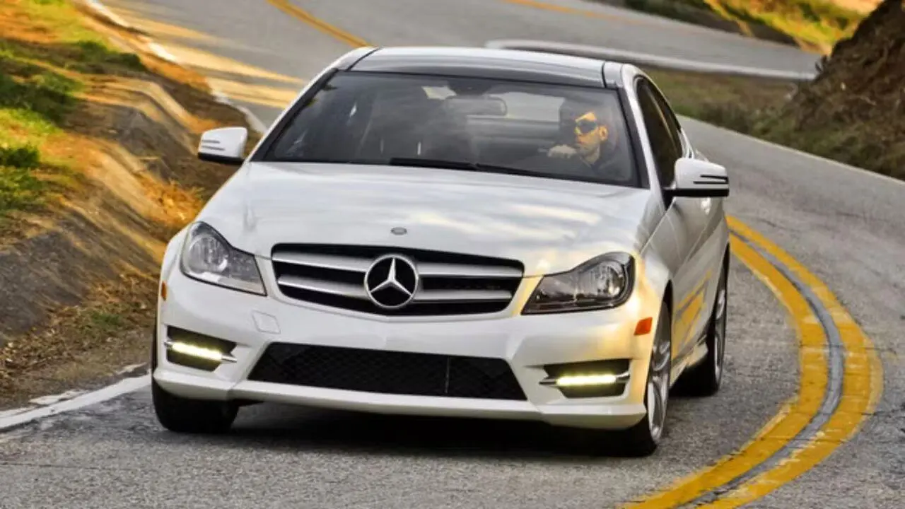 این مرسدس بنز از پژو 207 ارزان تر است!