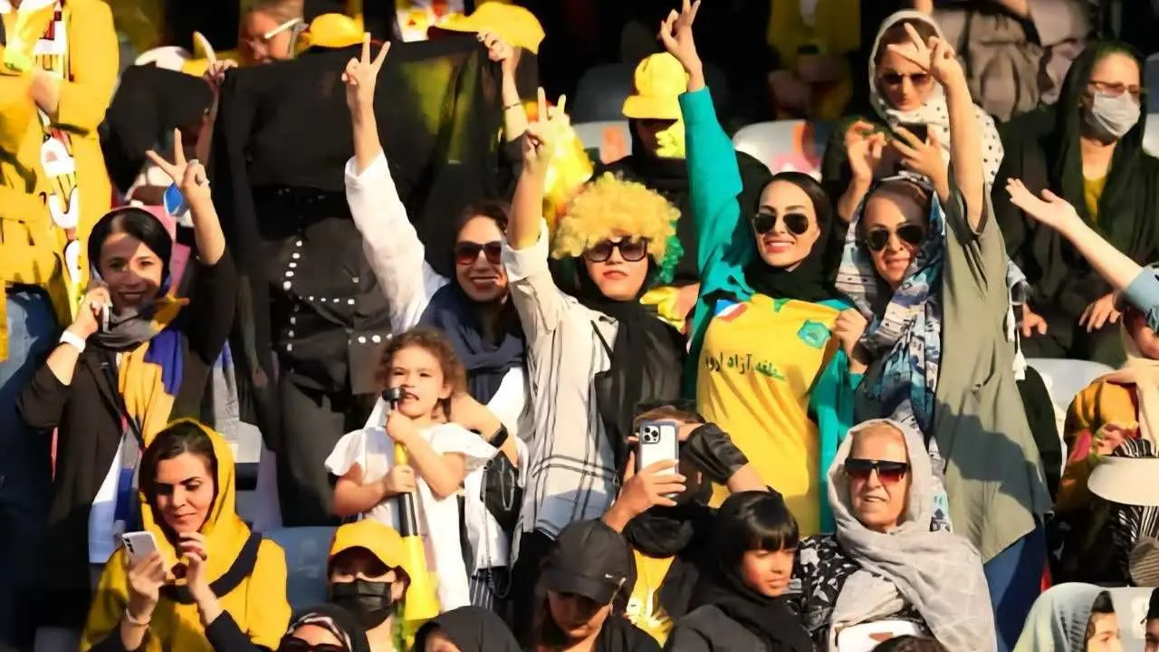 بعد از آبادان؛ زنان رشت به دنبال حضور در ورزشگاه