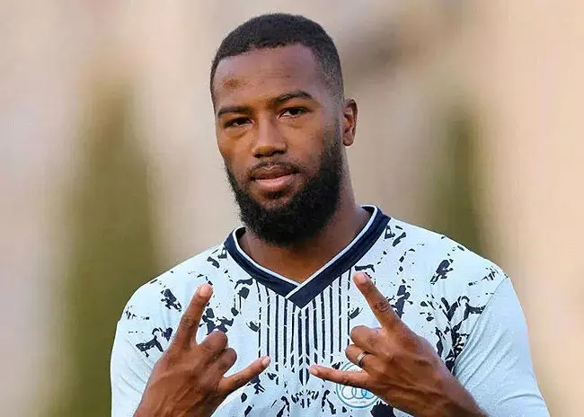 ستاره استقلال مشکل قلبی دارد؟

