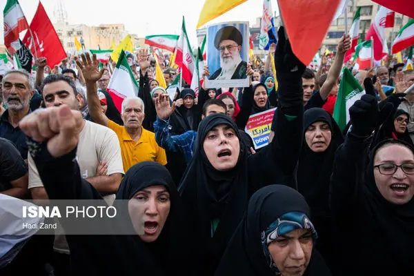 تصاویر؛ تجمع سراسری حمایت از نیروهای مسلح در اجرای عملیات «بشارت فتح» 