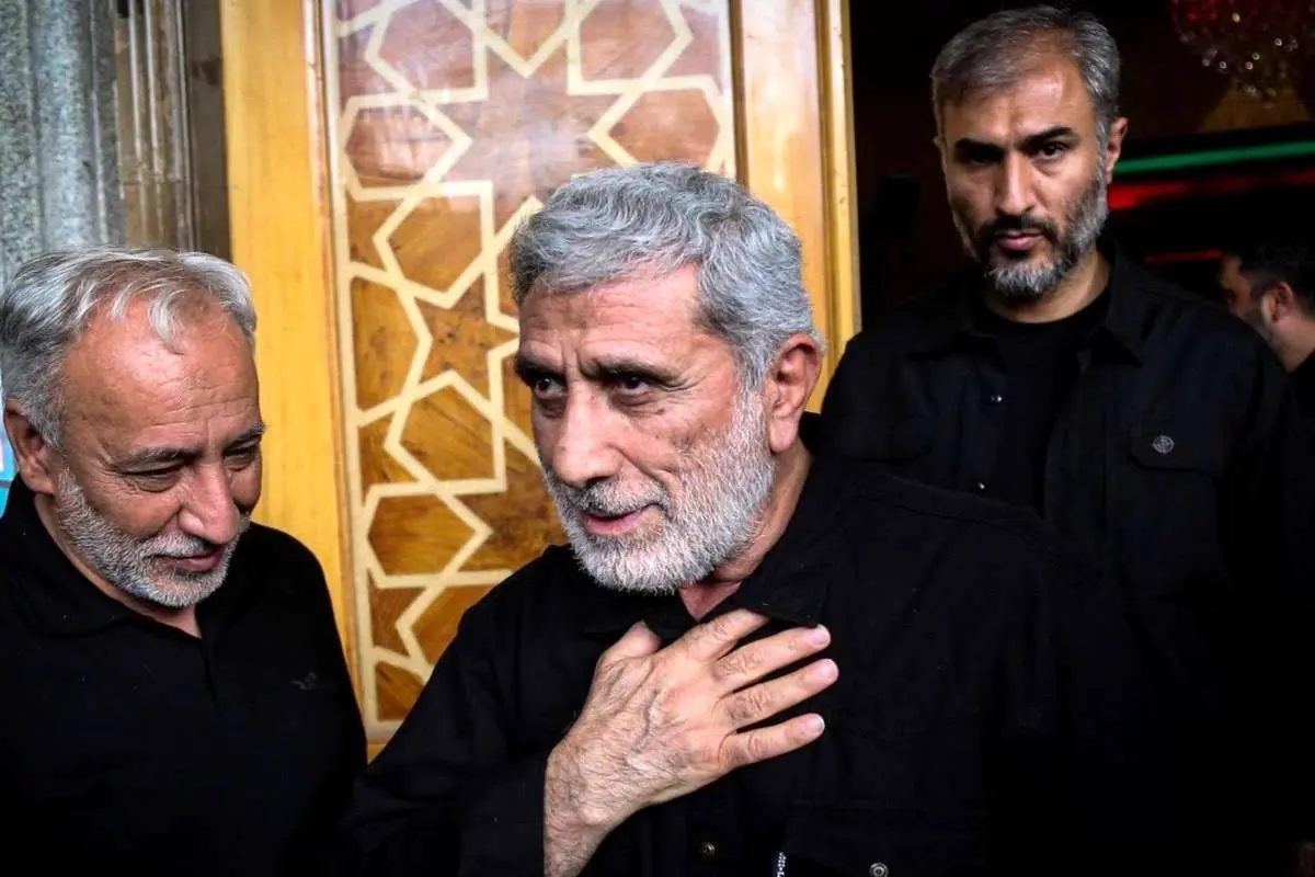 عکس؛ حضور سردار قاآنی در مراسم بزرگداشت سردار محققی