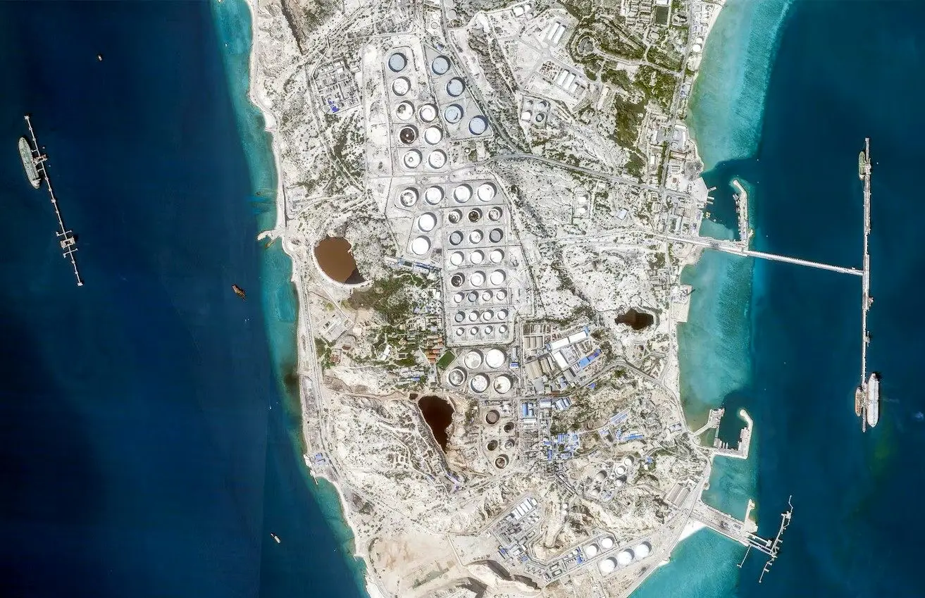 وضعیت جزیره خارک پس از حمله امریکا 