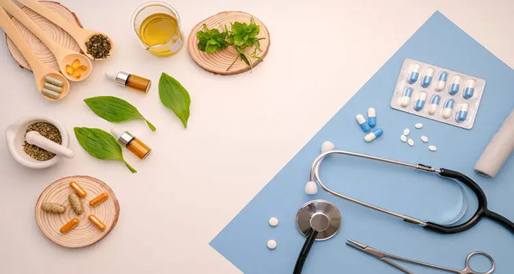 طب سنتی جایگزین پزشکی مدرن نیست

