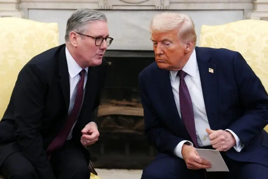 استارمر و ترامپ در مورد تحولات خاورمیانه گفت‌وگو کردند