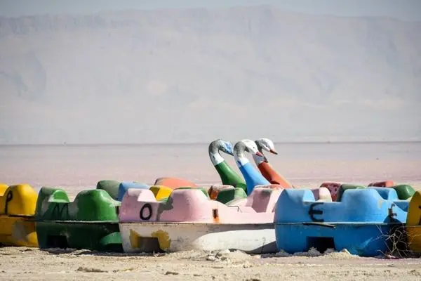 تصاویر؛ خشک شدن دریاچه مهارلو