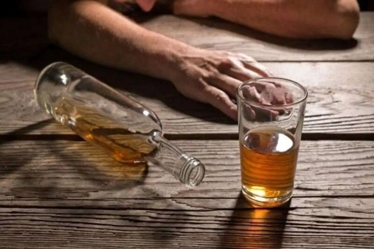 مرگ دردناک پس از یک ماه فقط نوشیدن الکل!
