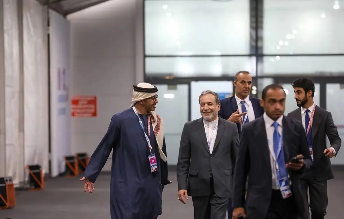  گفت و گوی تلفنی وزیر خارجه امارات با عباس عراقچی 