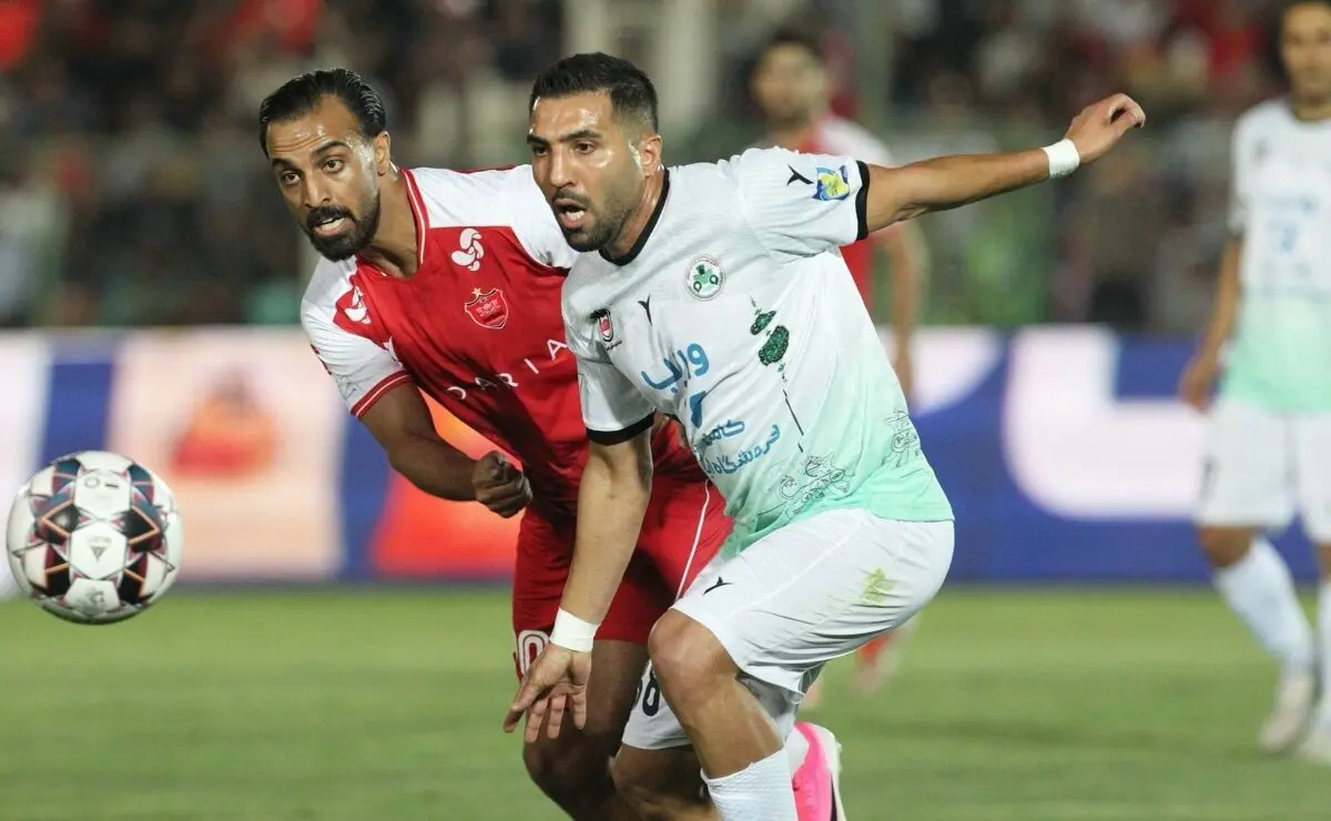 فرشید اسماعیلی درِ اتاق داوران را شکست!

