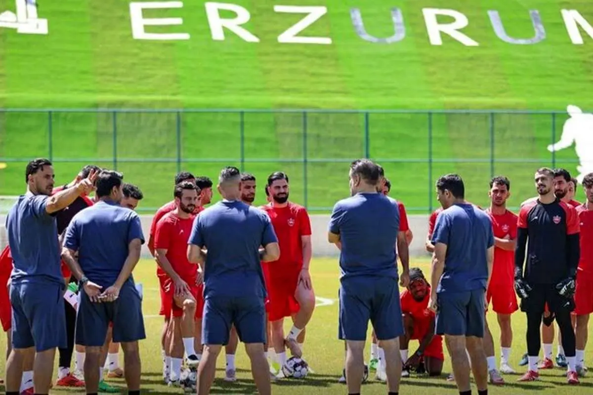 مربی آلمانی پرسپولیس وارد تهران شد