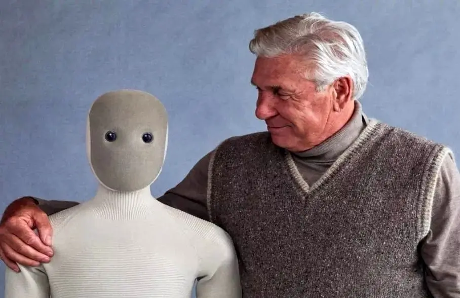 ببینید؛ ربات انسان‌نمایی که کارهای منزل را انجام می‌دهد!