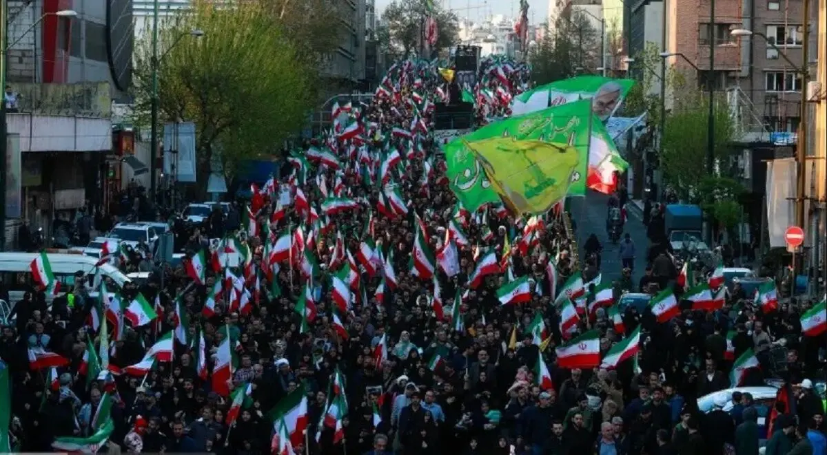 از آوردن خودروهای شخصی به داخل شهر خودداری کنید