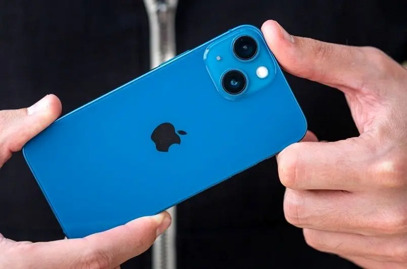 قیمت گوشی سامسونگ، شیائومی و آیفون امروز شنبه 6 دی 1404/آیفون 13 در مرز 100 میلیون