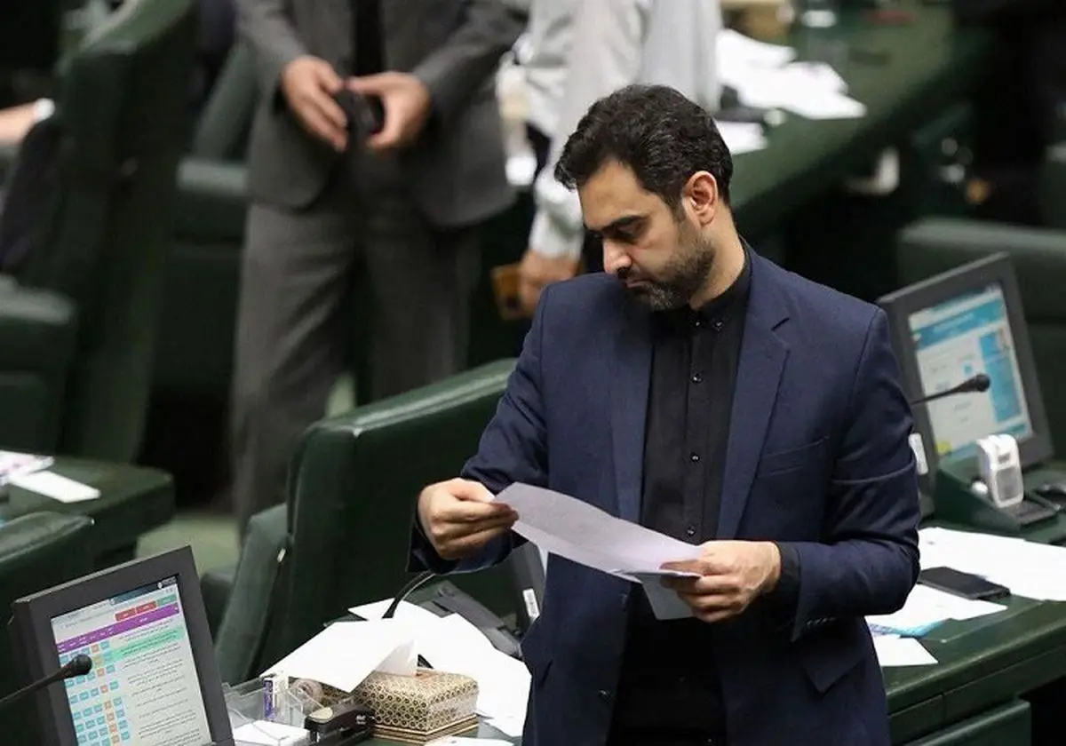 حمله ثابتی به وزیر پزشکیان: مگر می‌خواهید برزیل را بخرید؟