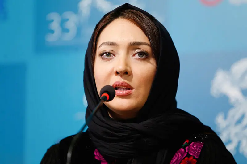 نیکی کریمی در ۲۹ سالگی و در پشت صحنه هجدهمین فیلمش؛ سال ۱۳۷۹