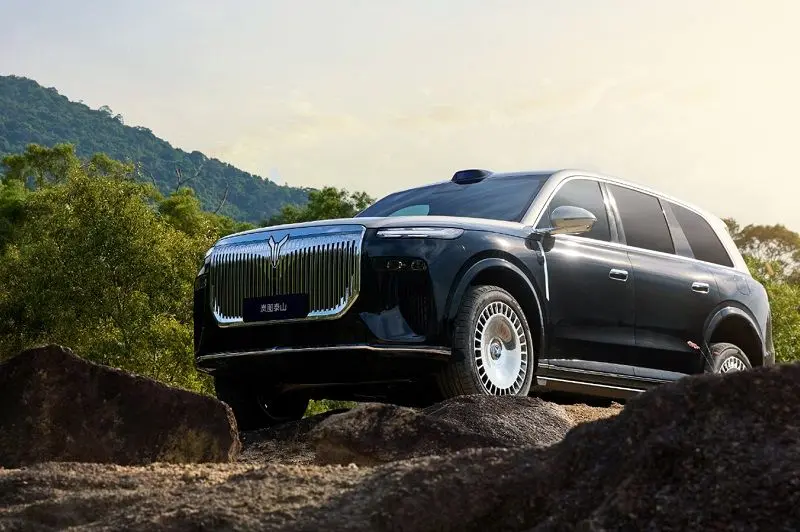 وویا تایشان 8؛ رقیب چینی رولزرویس رونمایی شد