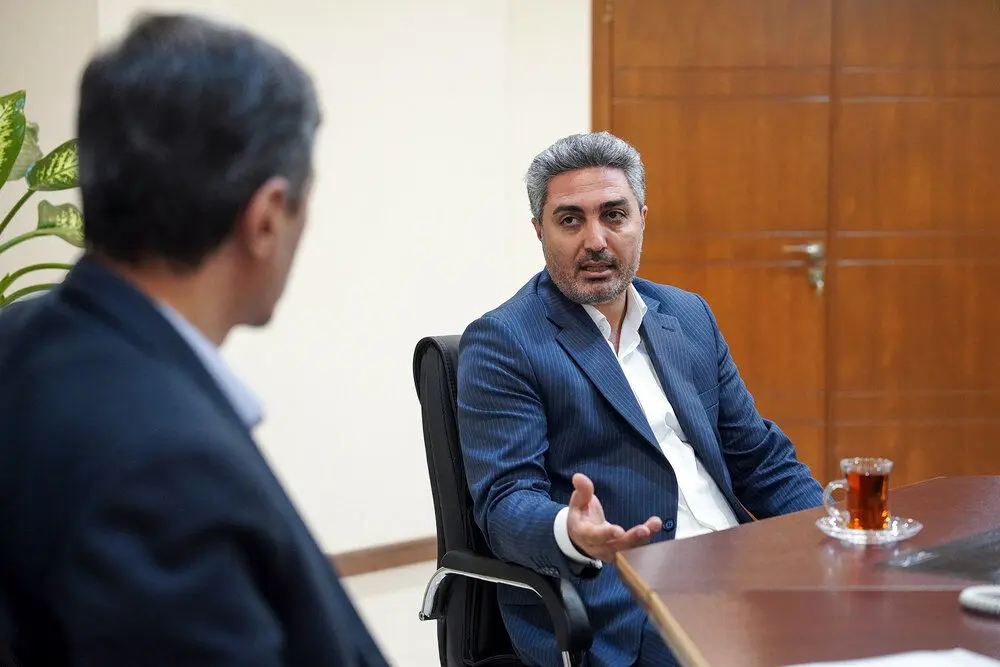 روند بررسی برنامههای «مدنیزاده» در کمیسیون اقتصادی مجلس