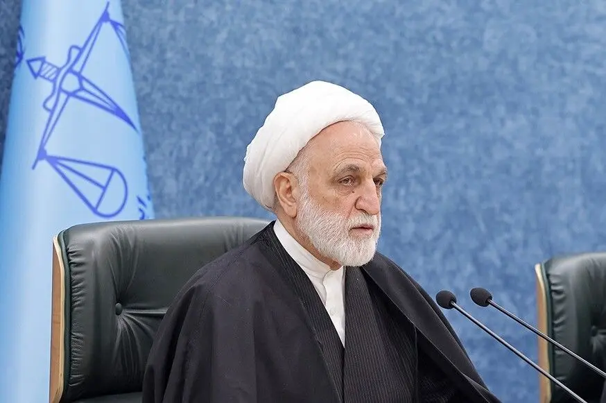 محسنی اژه‌ای: اگر کسی در حاکمیت کار مردم را لنگ گذاشت، قابل بخشش نیست