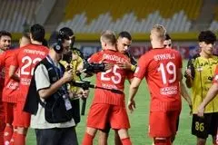 حرکت ریکاردو آلوز روی اعصاب تراکتوری‌ها