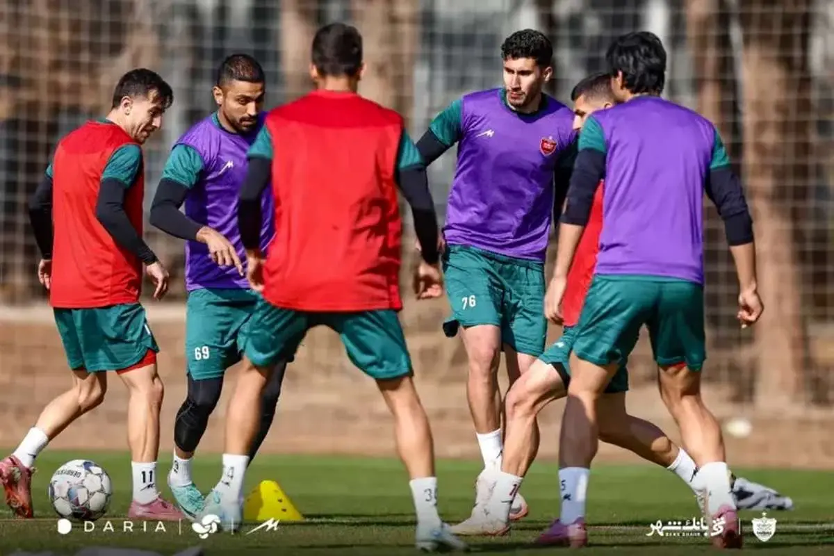 بازیکنان نیمکت‌نشین و ذخیره پرسپولیس مقابل استقلال دربی ۱۰۶