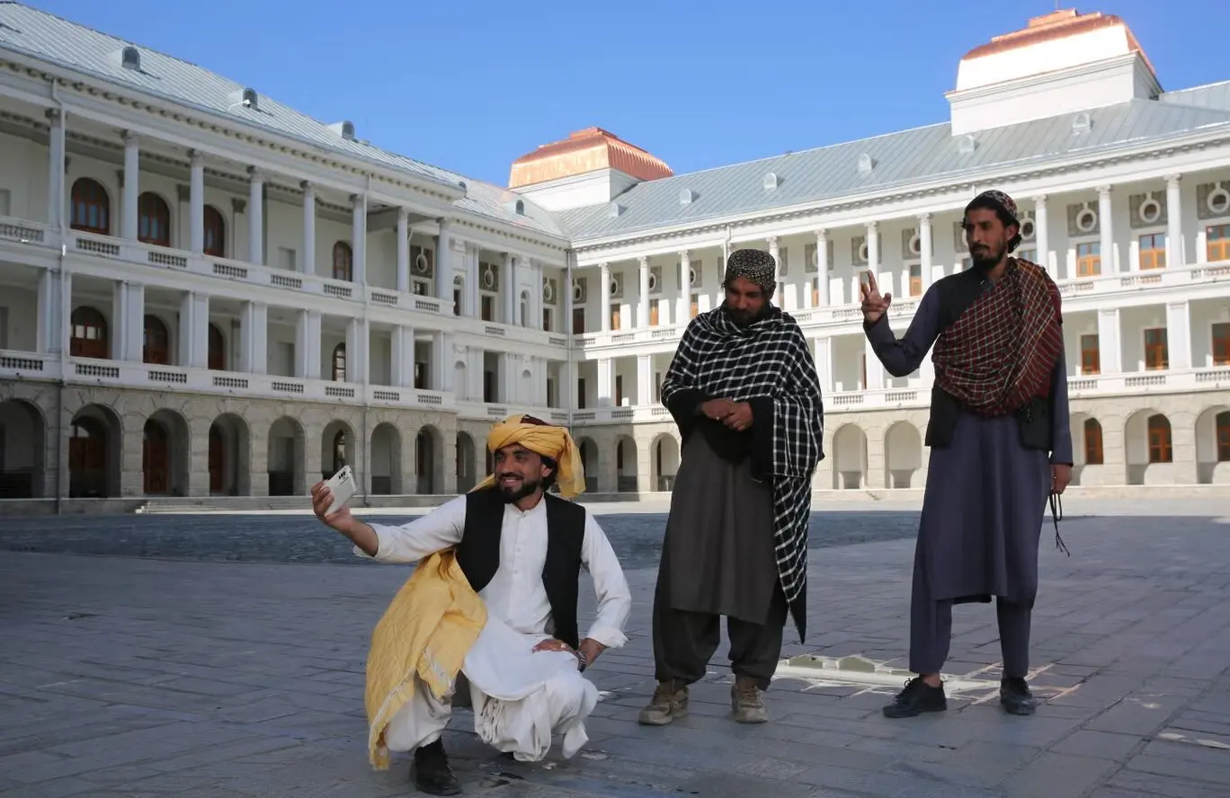 ببینید؛ دعوت آمریکایی‌ها به افغانستان با شوخی طالبانی با تروریسم