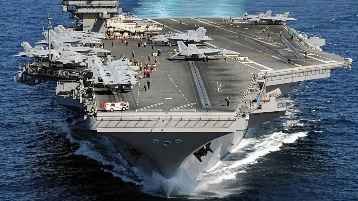 توئیت جدید ترامپ با محتوای نظامی/ ناوهواپیمابر دوم در راه خاورمیانه

