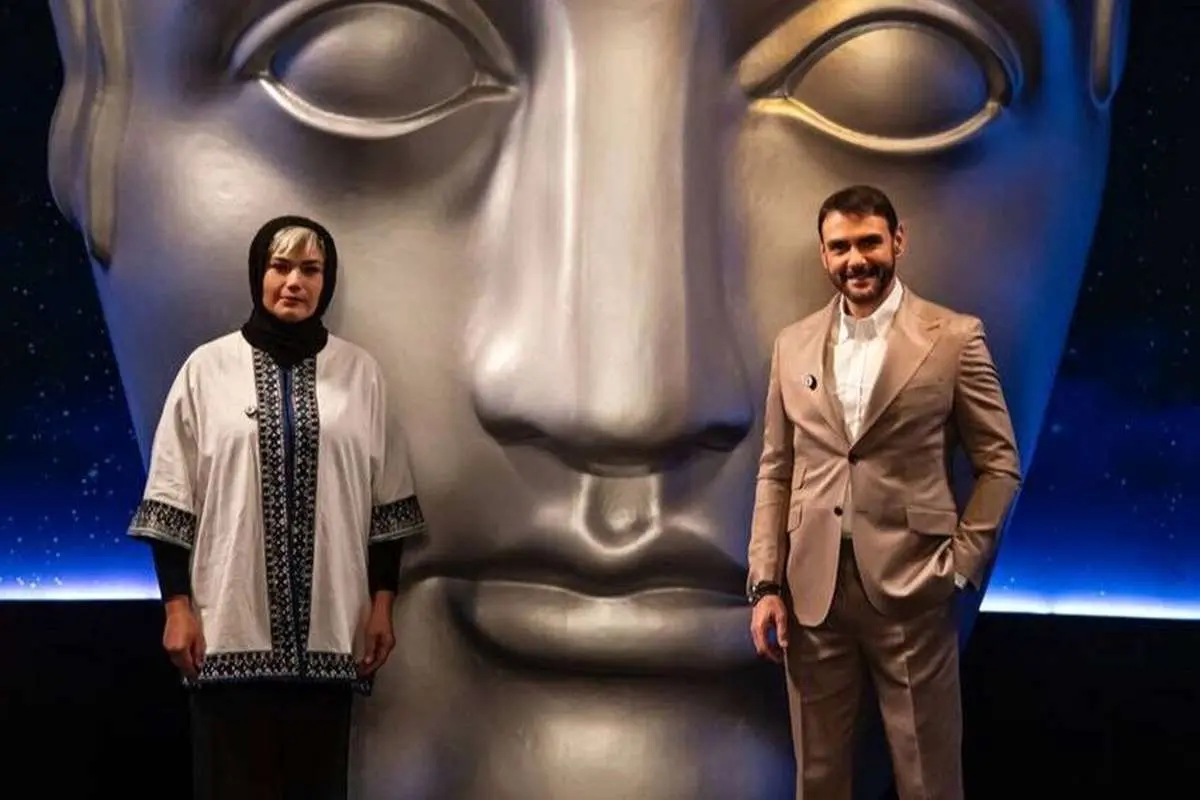 لادن مستوفی به «پرسونا» می‌آید