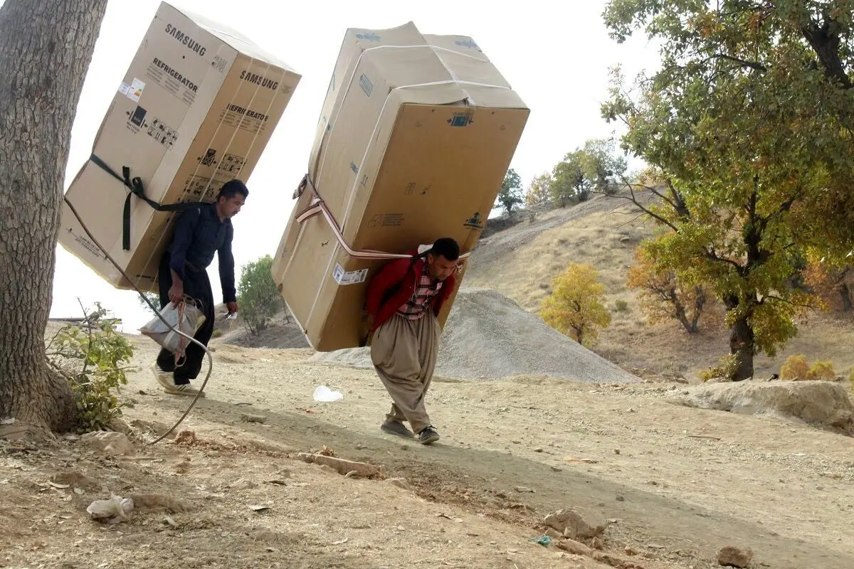 کولبران می‌توانند هر محموله ضدامنیتی را وارد کشور کنند