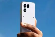 رقیب ارزان‌قیمت آیفون و پرچمداران سامسونگ آمد