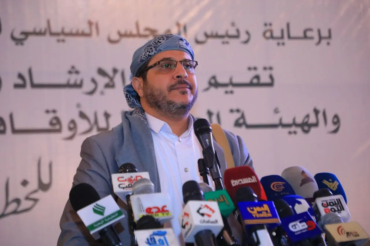 الحوثی: هنگام عزیمت به تهران، فرودگاه در محاصره بود 