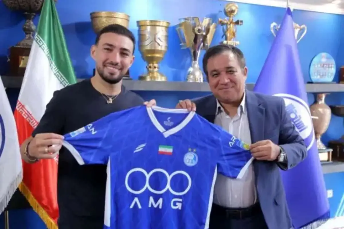 تصویر؛ کری سنگین منیر الحدادی برای پرسپولیسی‌ها با پیراهن استقلال