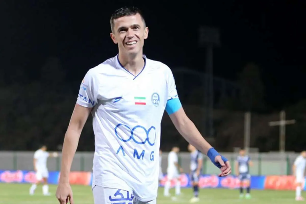 بهترین آلبانیایی لیگ ایران؛ رقابت آسانی با ستاره سابق سپاهان