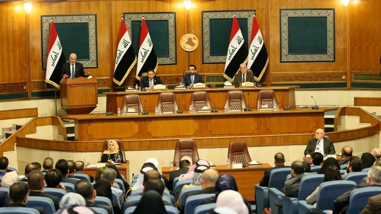  ‌کتک‌کاری و پرتاب کفش در پارلمان عراق
