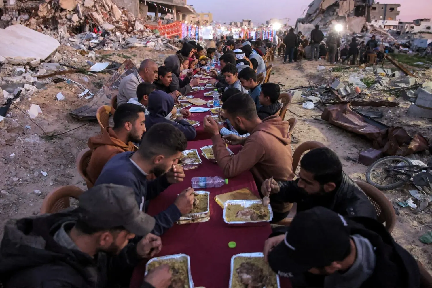 نخستین سحری جمعی آوارگان فلسطینی در غزه