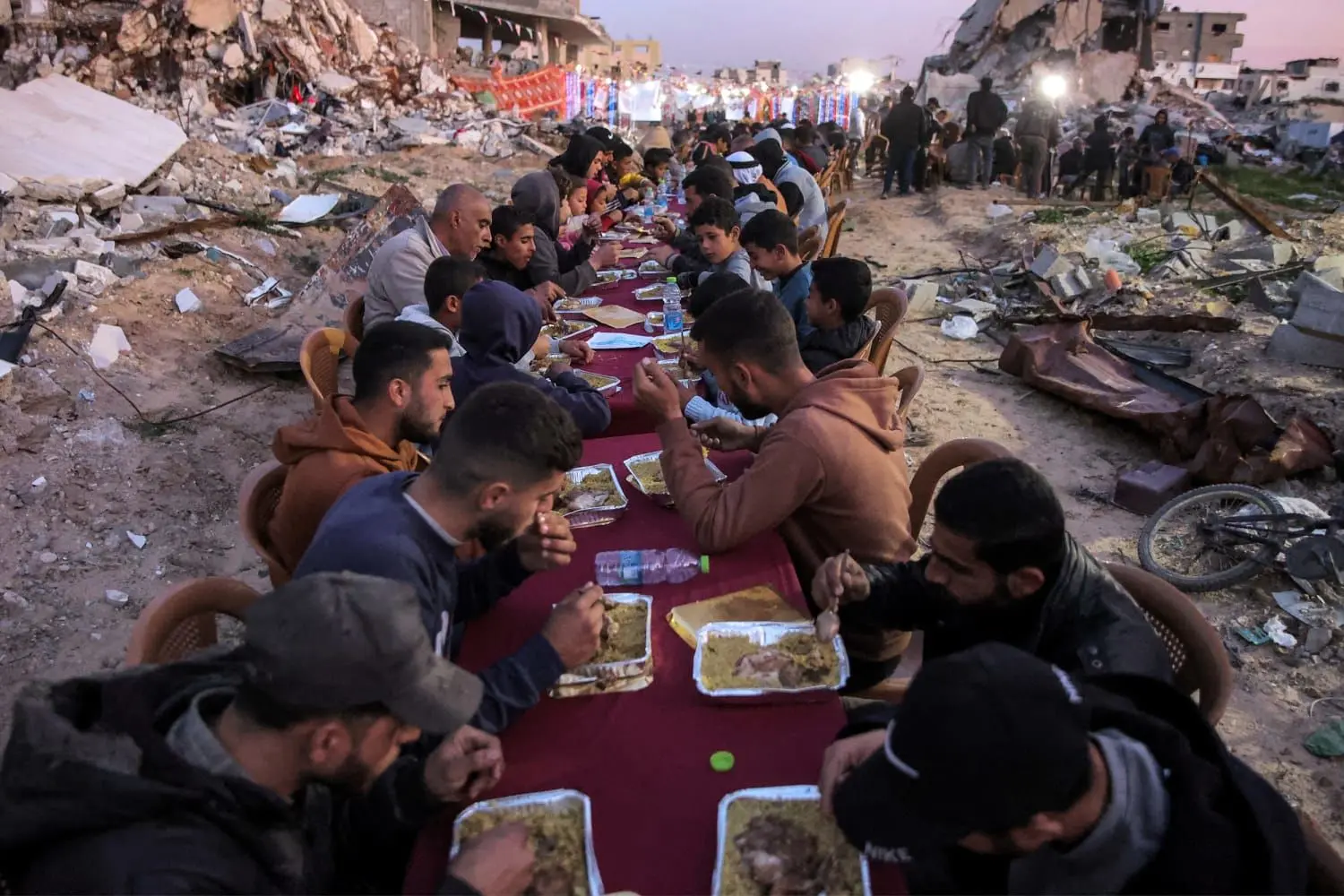 نخستین سحری جمعی آوارگان فلسطینی در غزه