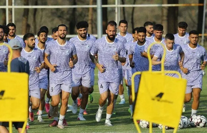 استقلال دو بازیکن خارجی می‌گیرد!

