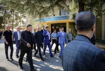 شوخی خبرنگار با پزشکیان؛ با رئیس‌جمهور قبلی عکس یادگاری گرفتیم و شهید شد