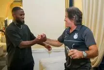 درخواست جالب نازون از استقلالی‌ها در پرواز مشهد