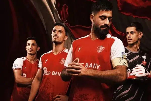 ببینید؛ رونمایی از طرح پیراهن جدید پرسپولیس با شیر و خلیج فارس