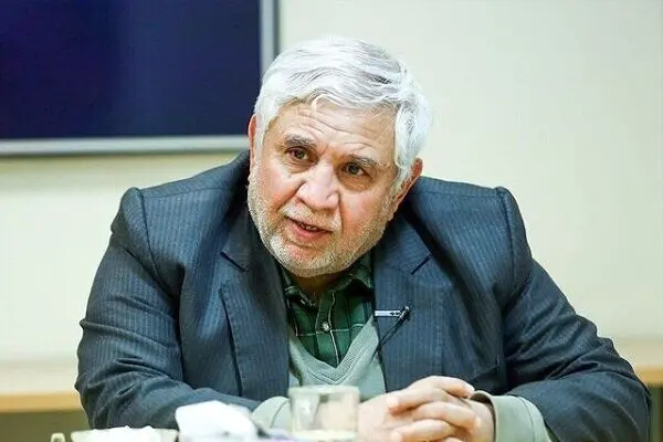 محسن پاک آئین: اگر ترامپ دچار خطای محاسباتی شود، ایران پاسخ کوبنده می‌دهد
