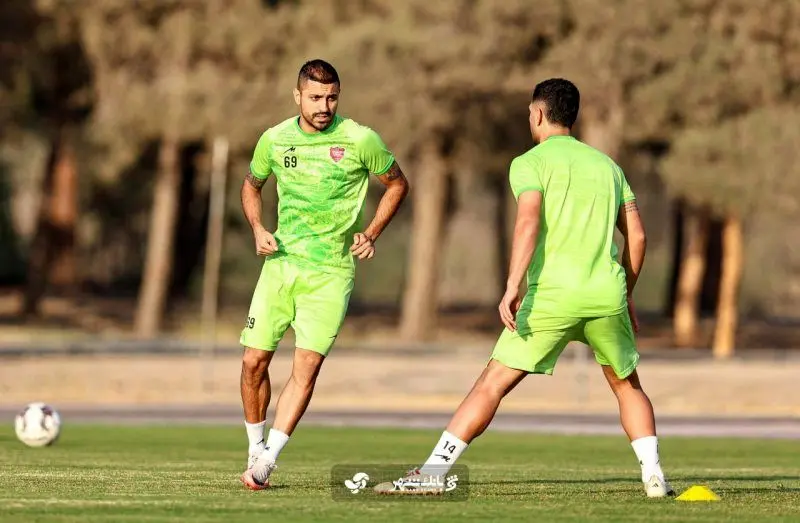هاشمیان تمرین پرسپولیس را تعطیل کرد
