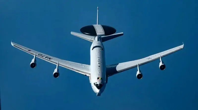 هواپیمای آواکس E-3 Sentry