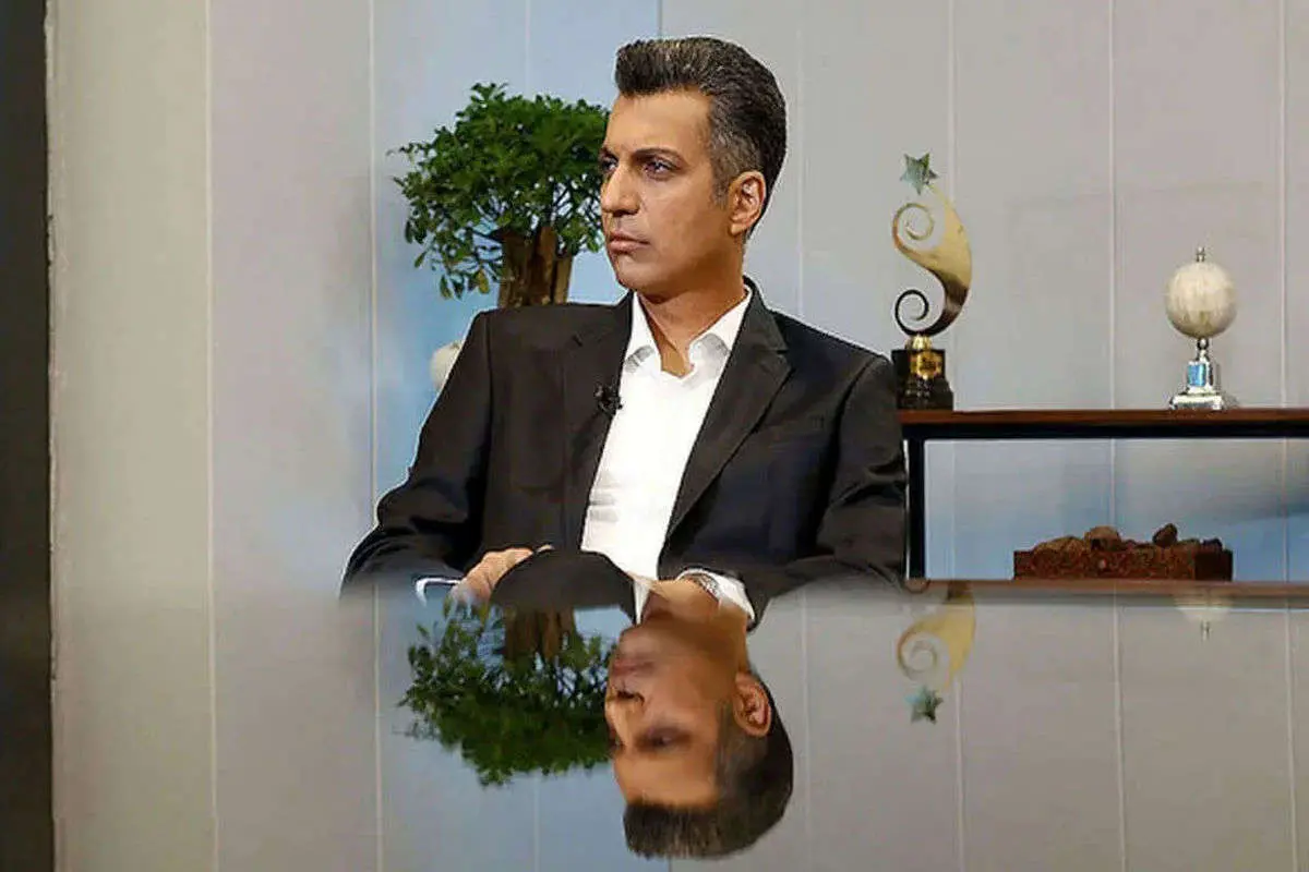 ببینید؛ توهین و تمسخر فردوسیپور در تلویزیون توسط مجری جنجالی