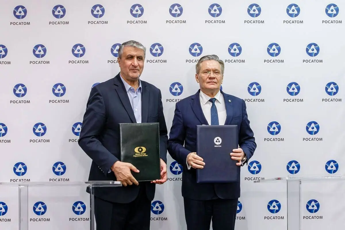 ایران و روسیه تفاهم‌نامه ساخت نیروگاه‌های هسته‌ای کوچک امضا کردند
